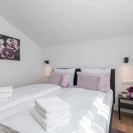 Luxury Vaya Lejlighed *